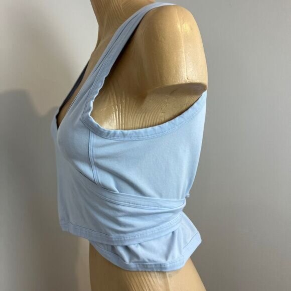 Lululemon Athletica Women's Large Blue Wrap Sleeveless Cropped Lounge Top Tank - Picture 5 of 12